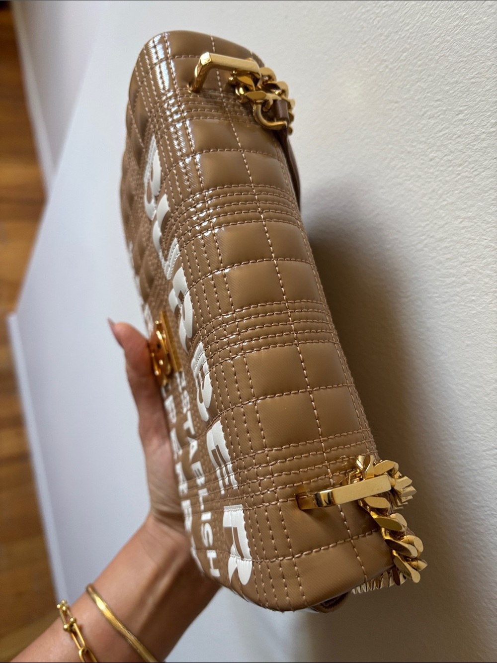 Authentic Burberry horseferry print bag - Picture 12 of 12